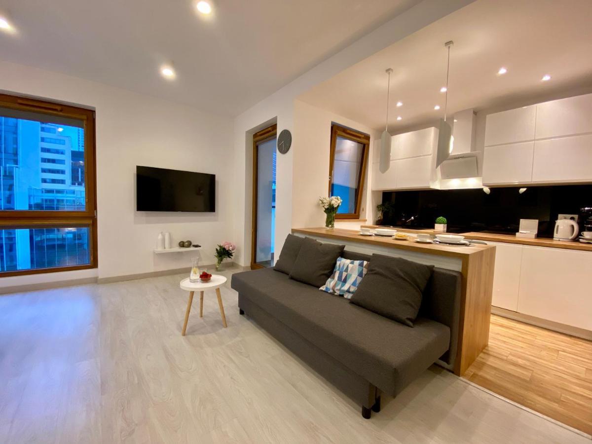 Living Point Residence Center Varsavia Esterno foto
