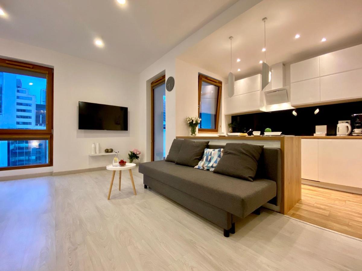 Living Point Residence Center Varsavia Esterno foto